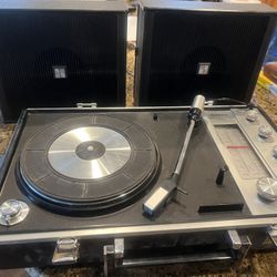 Sanyo stereo radio phonograph G-2312N