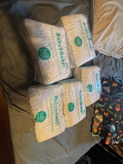 Free newborn diapers