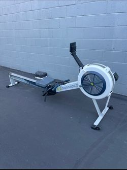 Concept2 Model D Rowing Machine with PM5 Monitor…. Home Gym Fitness….