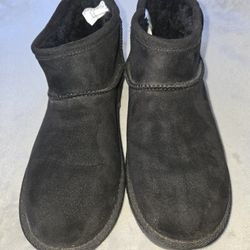 Woman's Ankle Boots