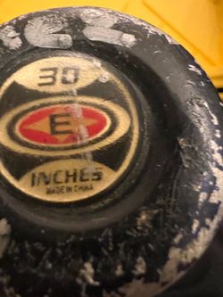 Easton softball 30in 21oz 13 barrel 2.1/4diam