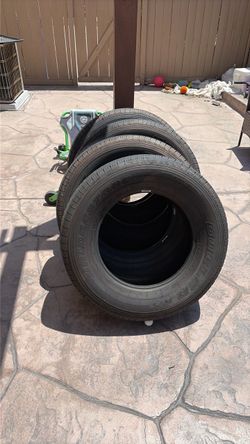 Dueler H/T tires