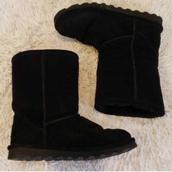 Bearpaw Emma short boots, Black Size 8, Sheepskin Suede