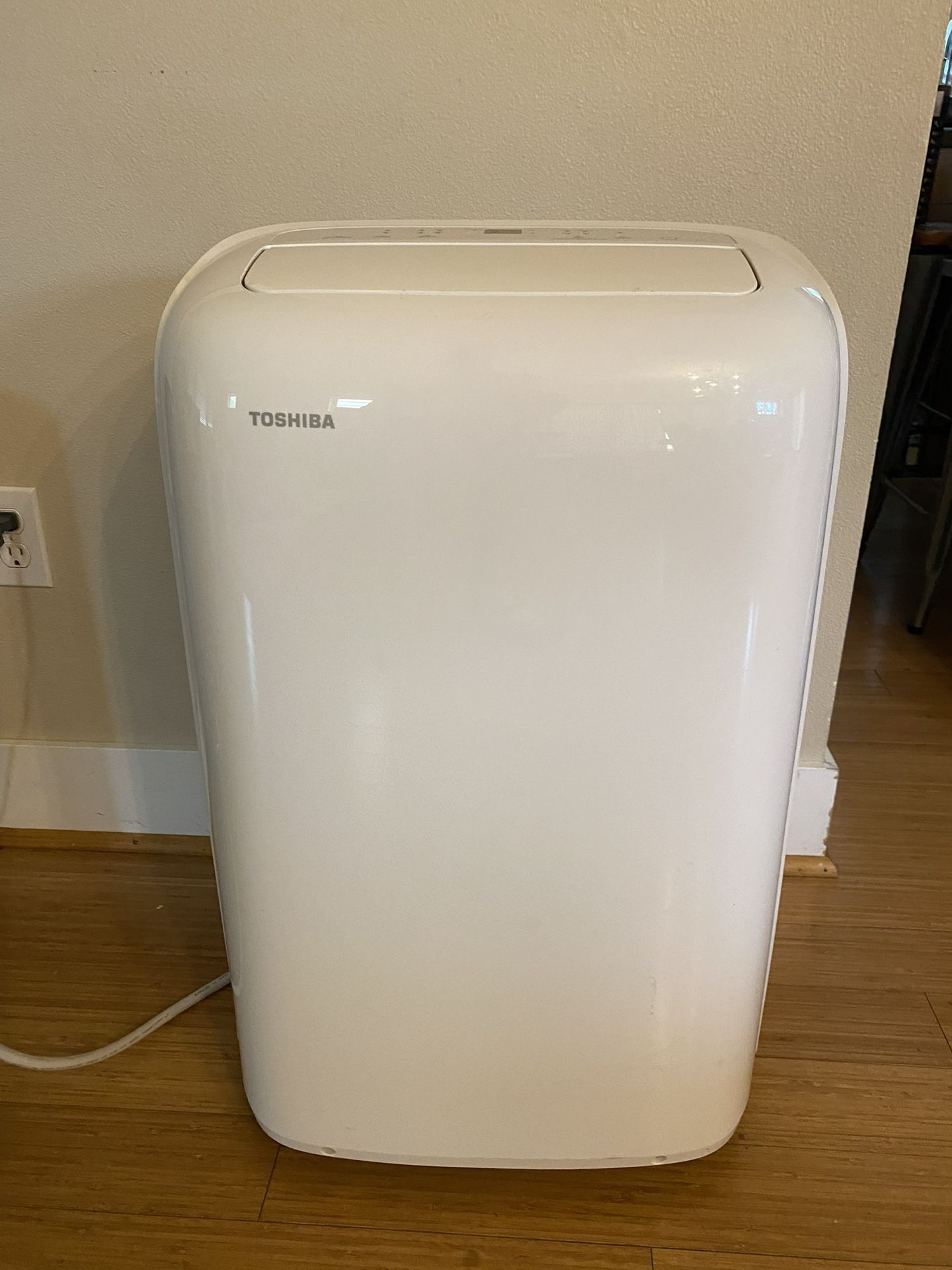 Portable Air Conditioner - Toshiba 10,000 Btu