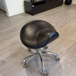 Antlu Saddle Stool Chair for Massage Clinic Spa Salon Cutting, Saddle Rolling Stool with Wheels Adjustable Height (Black)