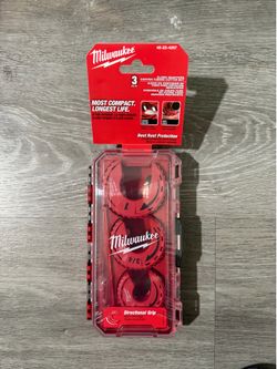 Milwaukee Close Quarters Tubing Cutter Set (3-Piece)