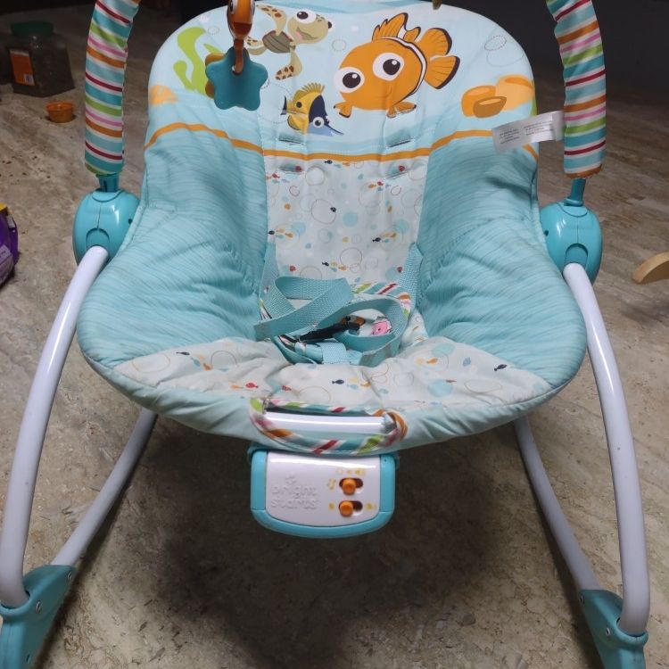 Disney Finding Nemo Baby Swing