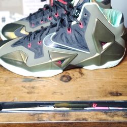 Nike LeBron 11 Kings Pride... 