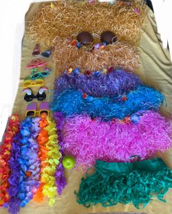 Set of 4 kids Hawaiian Hula Skirts.