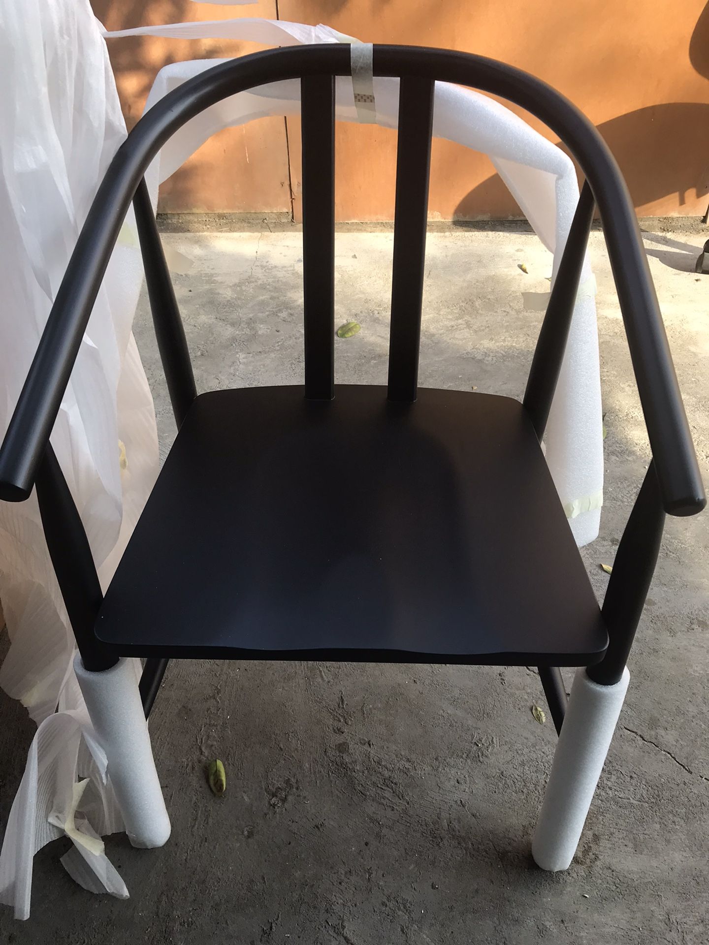 Sculpted Wood Dining Chair Black No