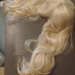 Blonde Caps Wigs Long Synthetic Hair New With Bangs 