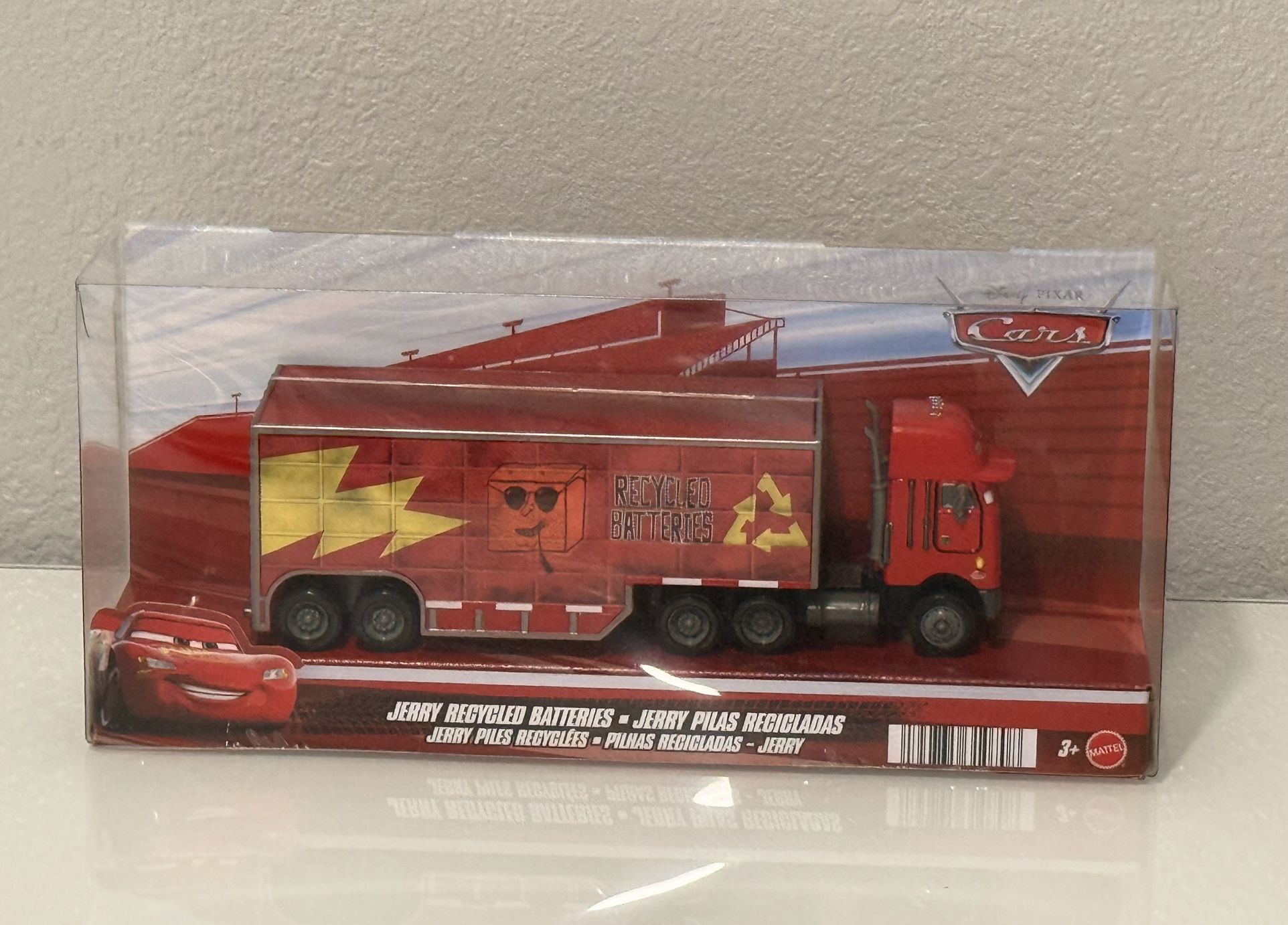 NEW DISNEY PIXAR CARS RACE TRUCK HAULERS