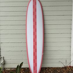 Surfboard 6’8