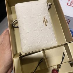 Coach C6879 Corner Zip Wristlet In Signature Leather With Charms