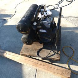 Air Compressor Campbell Hausfeld Works Great