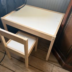 Kiddy Table & Chair Dry Erase