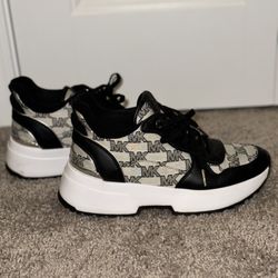 Michael Kors Muse Trainer Size 7.5