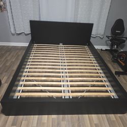 Queen Bed Frame 