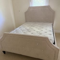 Queen Bed Frame+mattress& box spring
