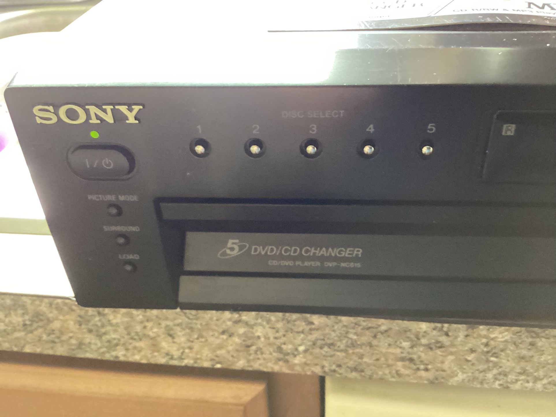 Sony Dvd Cd Carousel Player In Great Condition