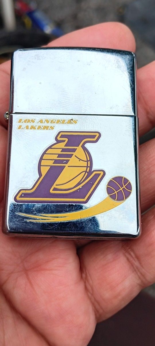 Zippo 07 Vintage Lakers Collectable Lighter