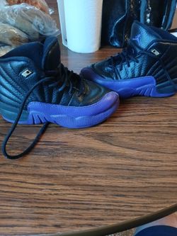 Kids jordan size 11