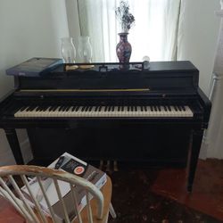 Acoustic Piano 