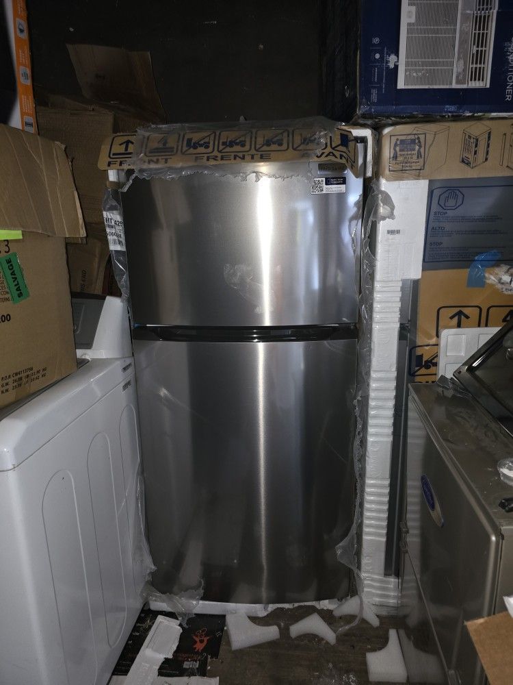 Refrigerator