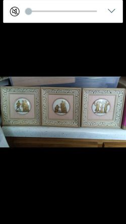 3 pink plaques