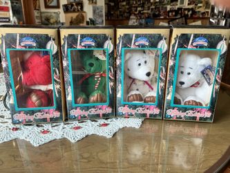 Holiday Treasures Bears 