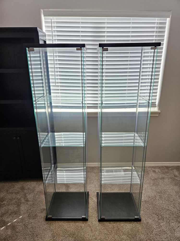 Glass Display Cases 