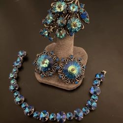 WEISS Signed Aurora Borealis Rhinestone Bracelet Brooch Earrings Set - BLUE VTG