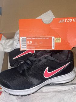 New Size 8.5Wide Nike Womens Downshifter