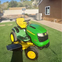 John Deere Riding Lawn Mower