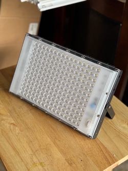 Lámpara LED 200 Watts Resistente al Agua
