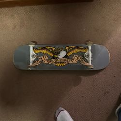 Anti Hero Skateboard