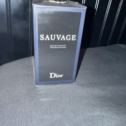 Sauvage Dior    Mens Cologne 