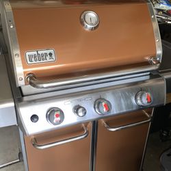 Weber Genesis E-310 BBQ Grill Propane 3 Burners