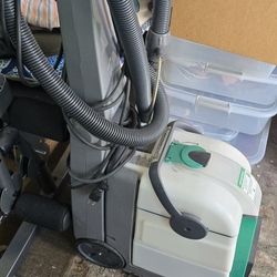Bissel Carpet Cleaner Big Green