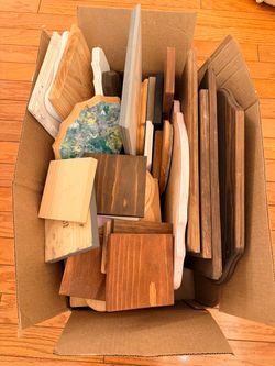 Wood crafting plaques and art