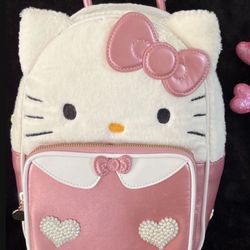 Hello Kitty Rhinestone Fuzzy Back Pack (Price Is Firm) If Posted It’s Available-More Hello Kitty In Profile 