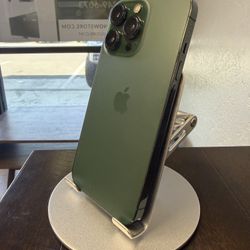 🍀St. Paddy’s Day Sale🍀 iPhone 13 Pro Unlocked 256GB - Green