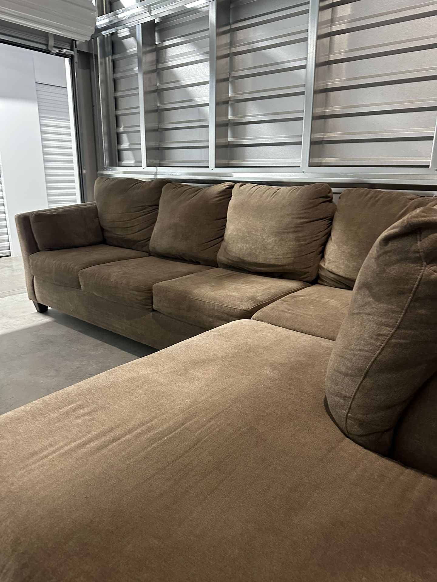 2pc Brown Sectional