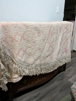 Vintage Italian Tapestry Quilted/Fringed King Size Bedspread