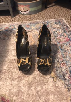 Jessica Simpson heels