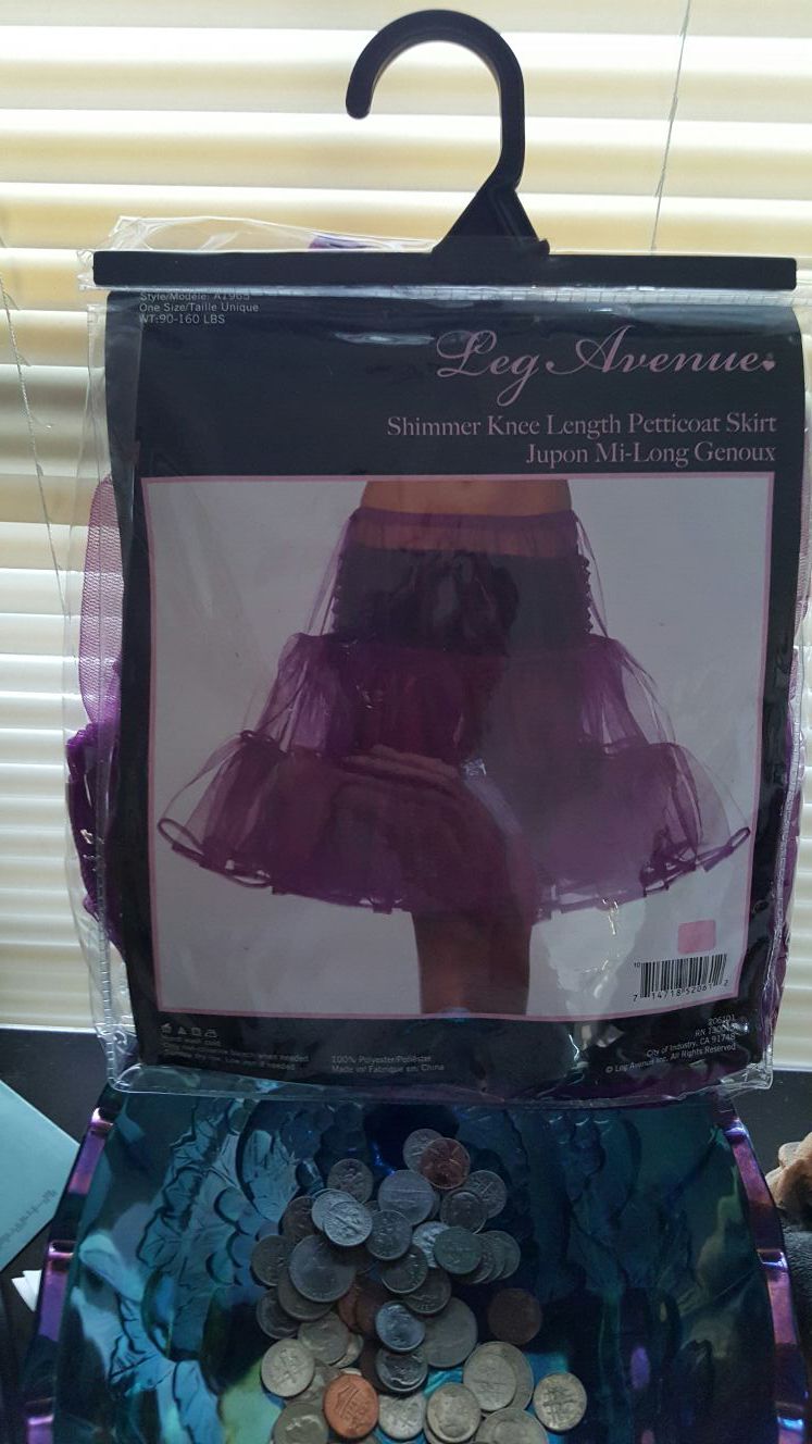 Leg Avenue shimmer knee petticoat skirt