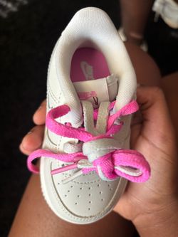 Nike Toddler Sneaker White Pink Laces