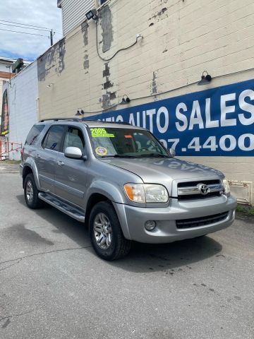 2005 Toyota Sequoia