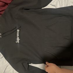 Supreme Swarovski Box Logo Size M for Sale in New York, NY