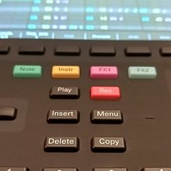 Polyend Tracker Mini + Loaded 32 GB SD Card